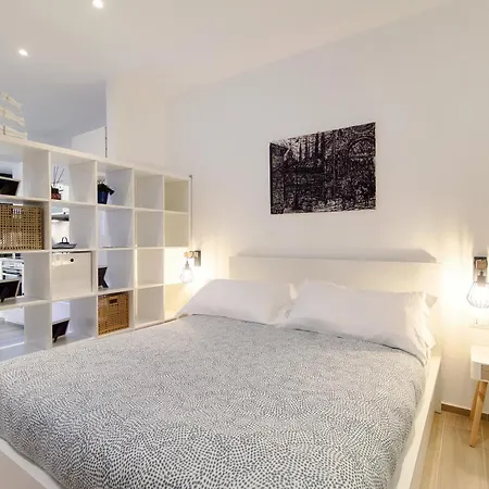 Hostini 2 - Downtown